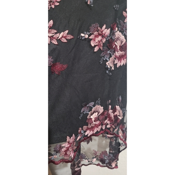 Guess LA Women's Embroidered Lace Dress - Picture 4 of 4